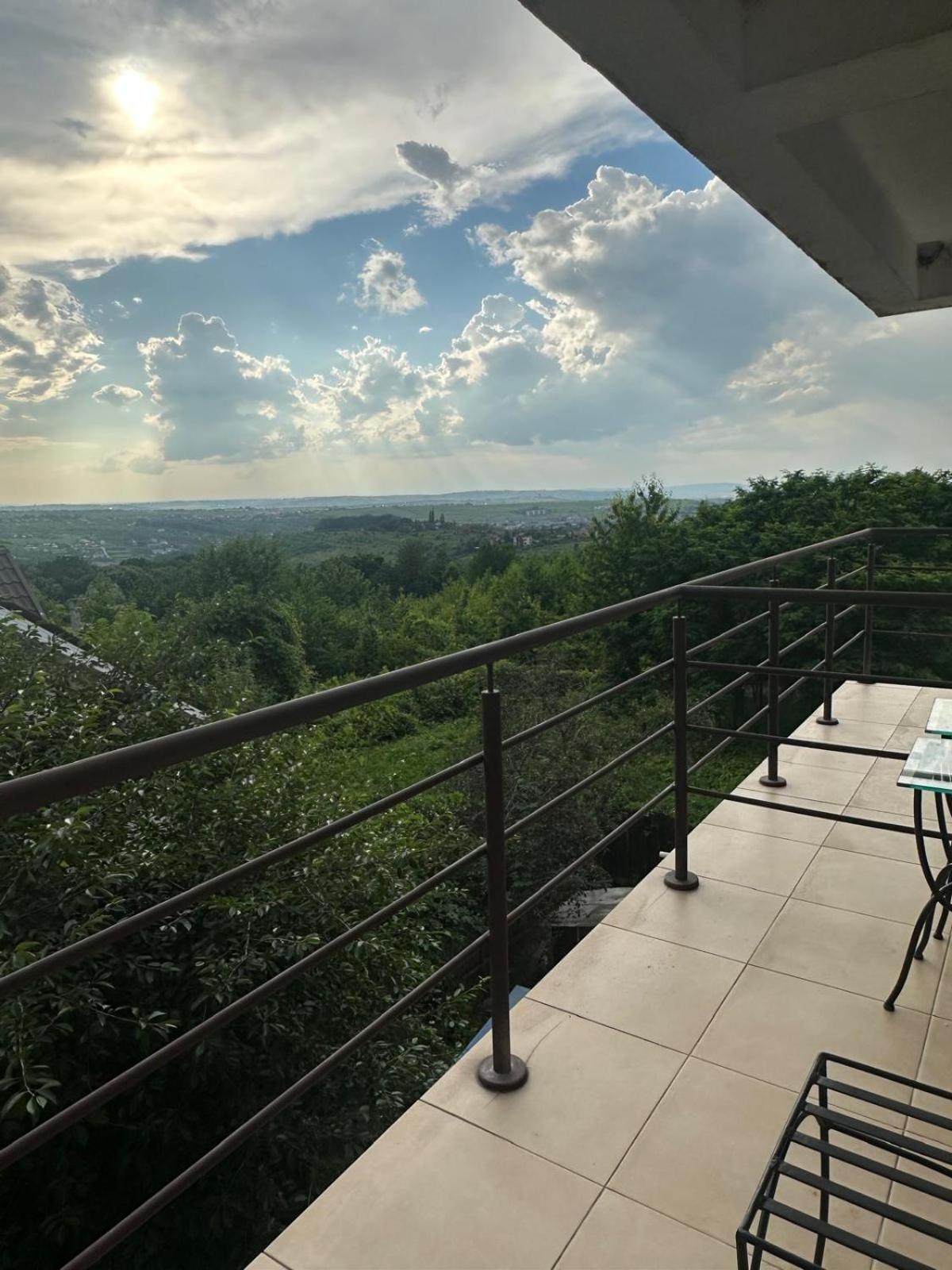 Shamrock Inn Jászvásár Kültér fotó